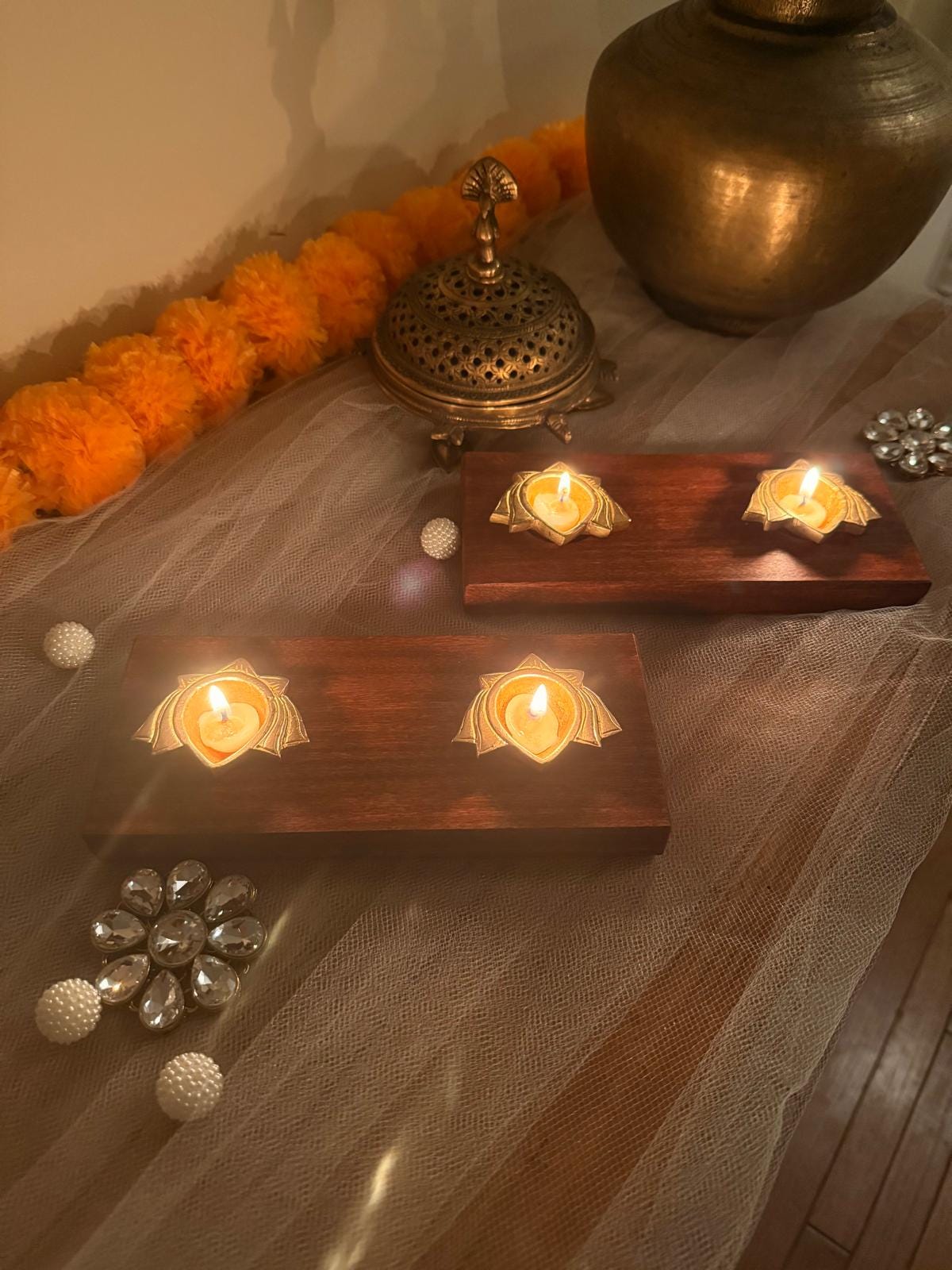 Handcrafted Wooden Tealight Holder with Brass Tealights